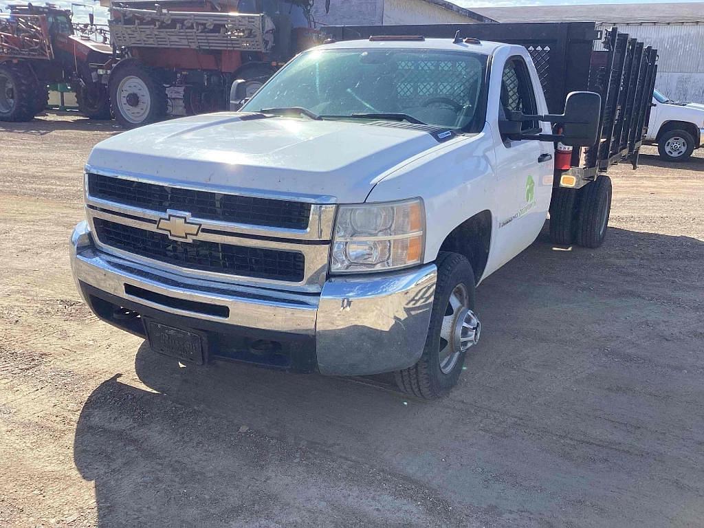 Image of Chevrolet 3500HD Primary image