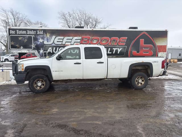 Image of Chevrolet 3500HD equipment image 1