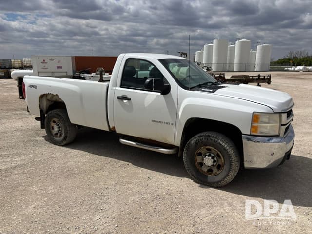 Image of Chevrolet 3500HD equipment image 1