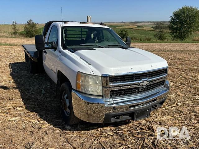 Image of Chevrolet 3500HD equipment image 3