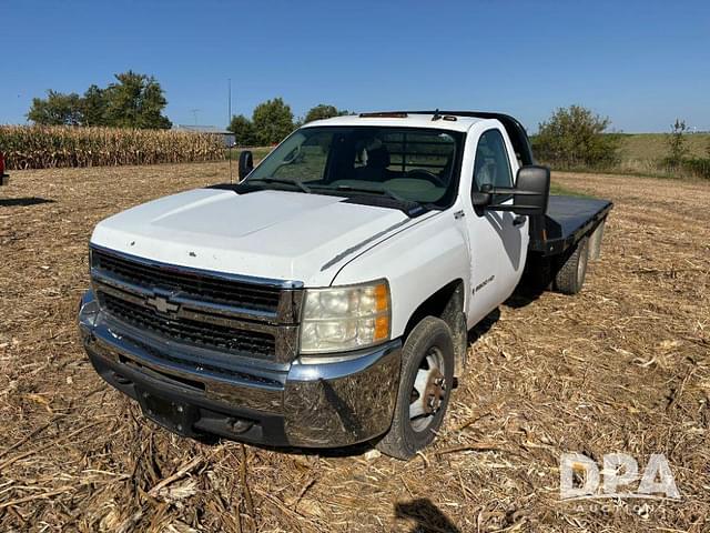 Image of Chevrolet 3500HD equipment image 1