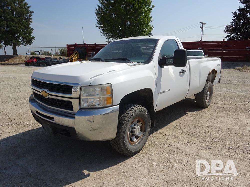 Image of Chevrolet 3500HD Primary image