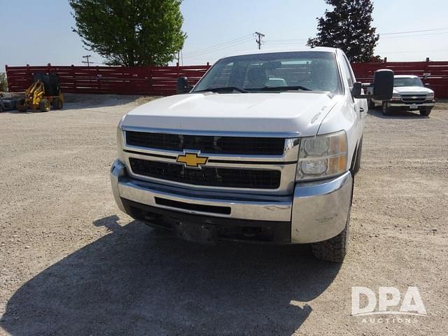 Image of Chevrolet 3500HD equipment image 2