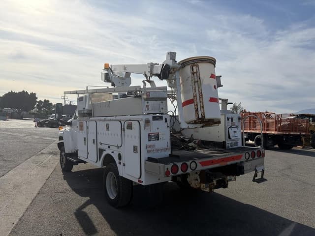 Image of Chevrolet C4500 equipment image 3