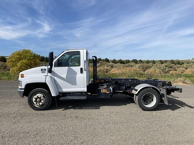 Image of Chevrolet C4500 equipment image 1