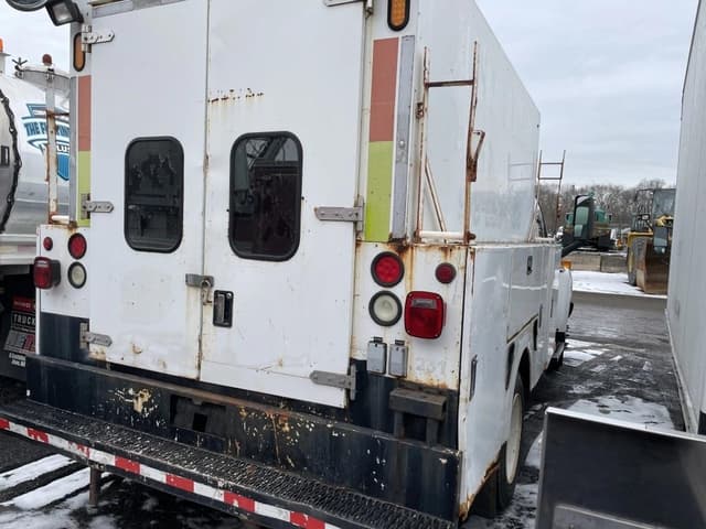 Image of Chevrolet C4500 equipment image 2