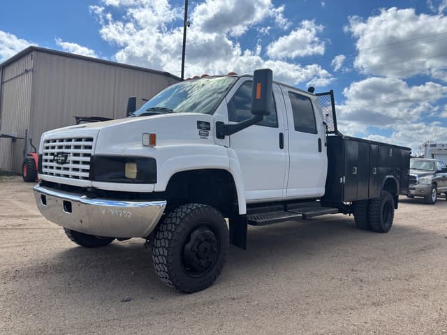 Image of Chevrolet C5500 equipment image 1