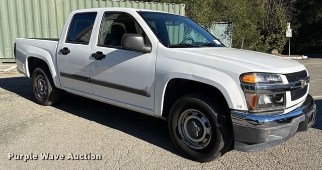 Image of Chevrolet Colorado equipment image 2