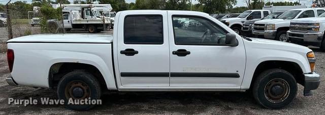 Image of Chevrolet Colorado equipment image 3