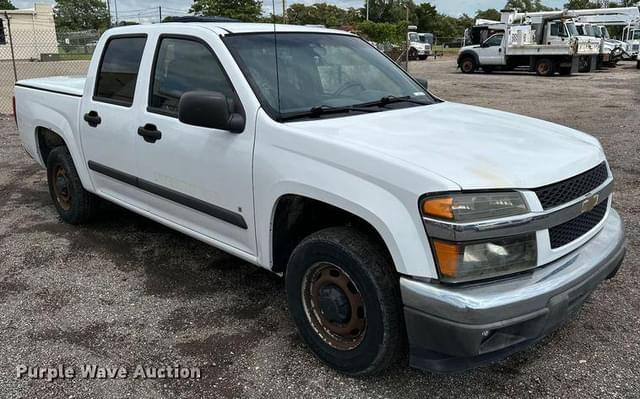 Image of Chevrolet Colorado equipment image 2