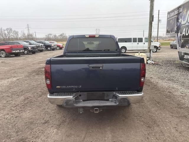 Image of Chevrolet Colorado equipment image 3