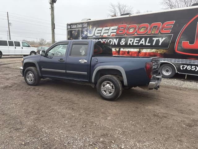 Image of Chevrolet Colorado equipment image 2