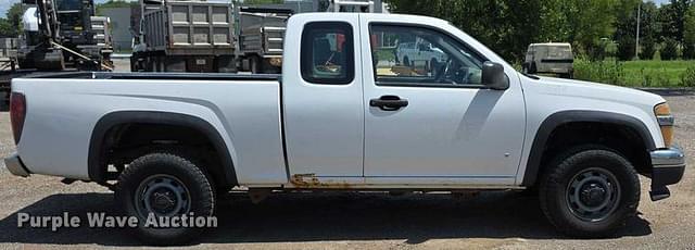 Image of Chevrolet Colorado equipment image 3