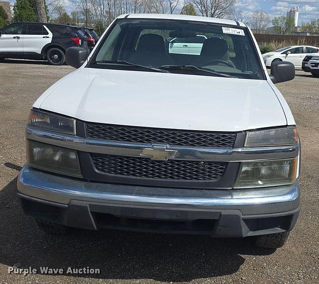 Image of Chevrolet Colorado equipment image 1