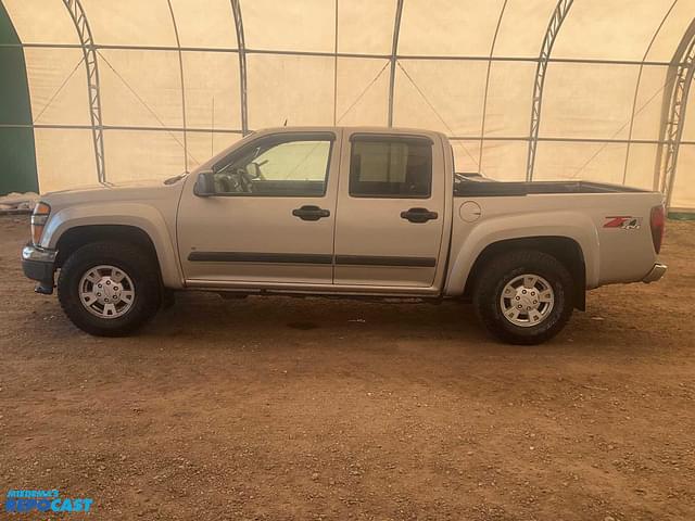 Image of Chevrolet Colorado equipment image 1