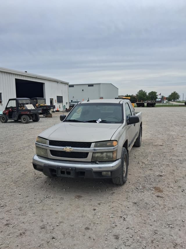 Image of Chevrolet Colorado equipment image 3