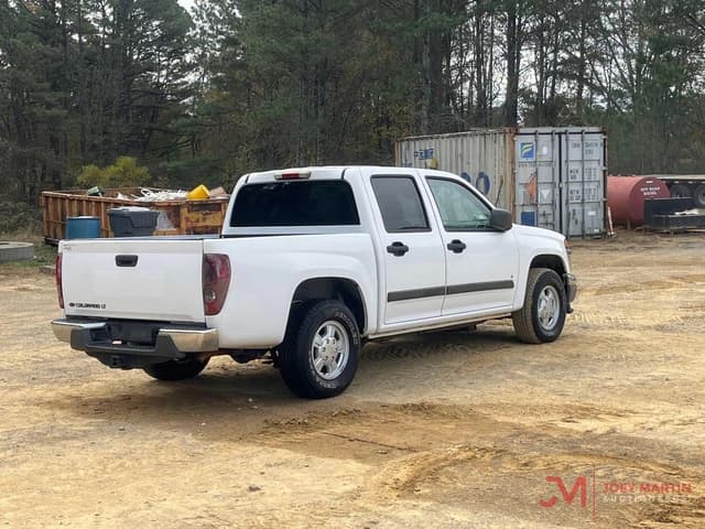 Image of Chevrolet Colorado equipment image 1