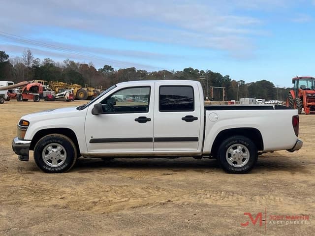 Image of Chevrolet Colorado equipment image 4