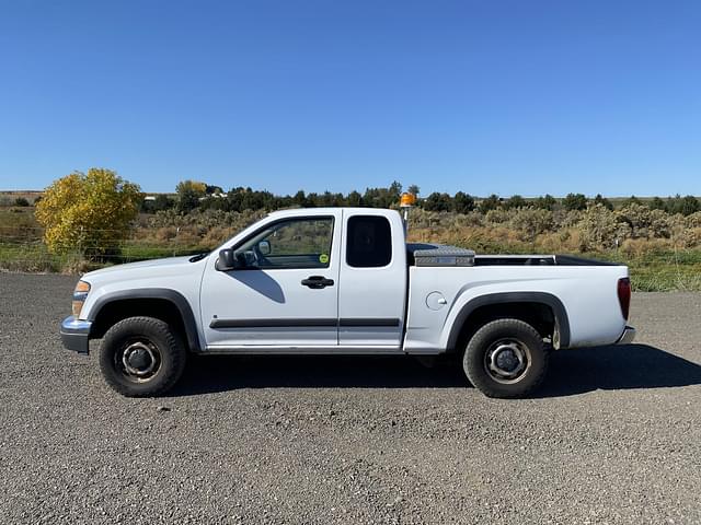 Image of Chevrolet Colorado equipment image 1