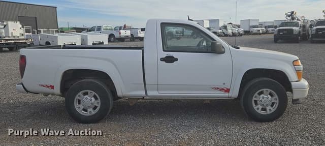 Image of Chevrolet Colorado equipment image 3