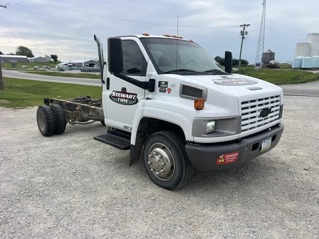 Image of Chevrolet C5500 equipment image 2