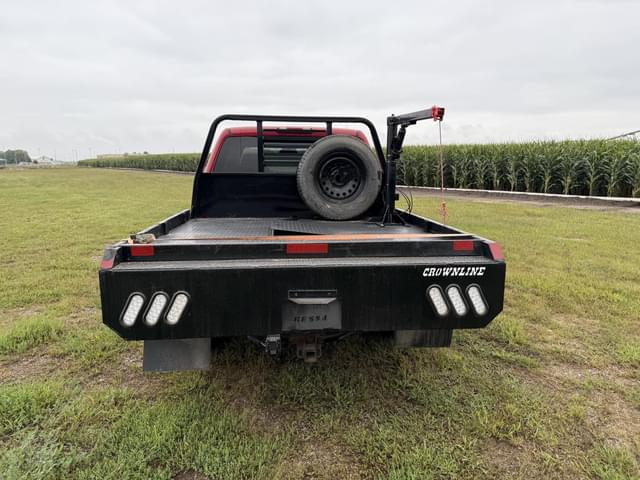 Image of Chevrolet 1500 equipment image 3