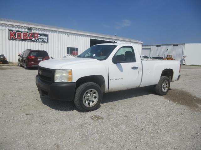 Image of Chevrolet 1500 equipment image 2