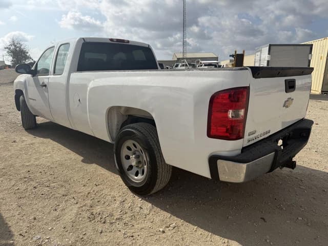 Image of Chevrolet 1500 equipment image 2