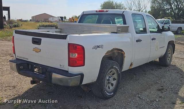 Image of Chevrolet 1500 equipment image 4