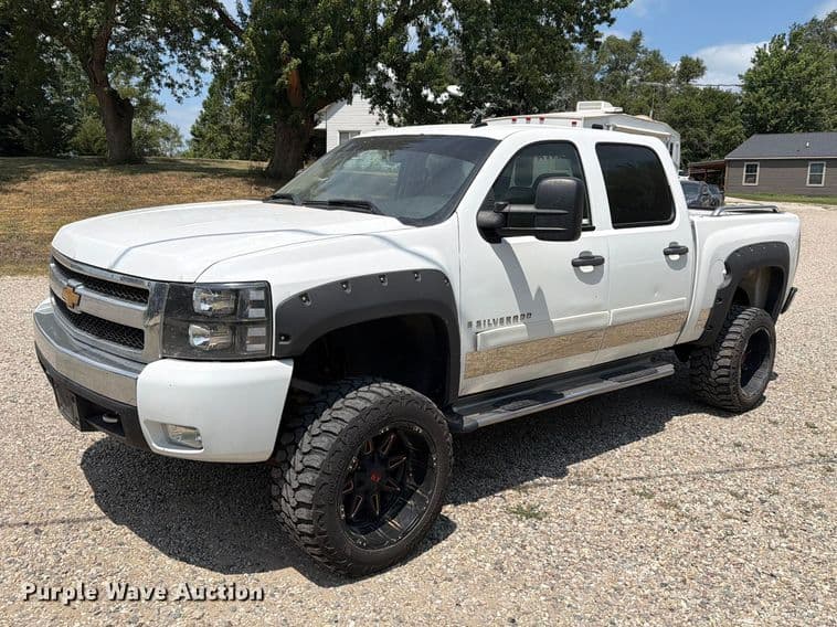 Image of Chevrolet 1500 Primary image