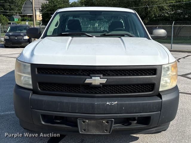 Image of Chevrolet 1500 equipment image 1