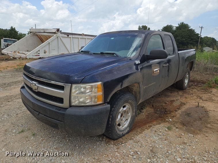 2008 Chevrolet 1500 Equipment Image0