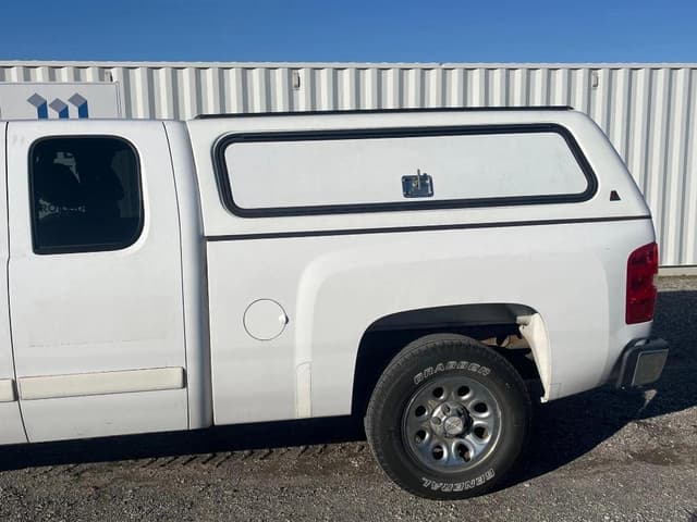 Image of Chevrolet 1500 equipment image 4