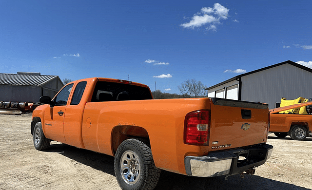 Image of Chevrolet 1500 equipment image 2