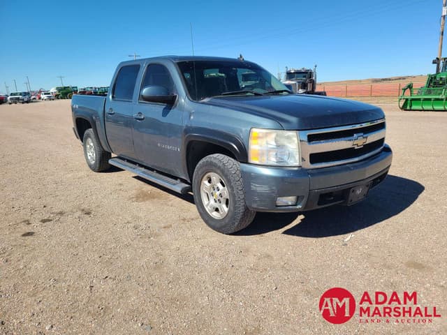 Image of Chevrolet 1500 equipment image 1