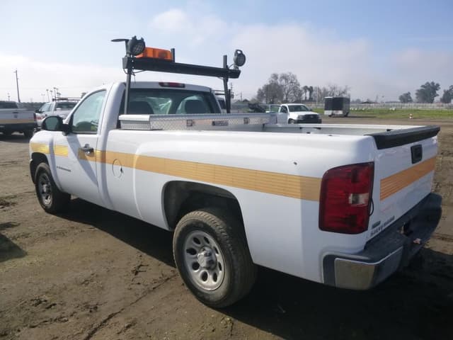 Image of Chevrolet 1500 equipment image 3