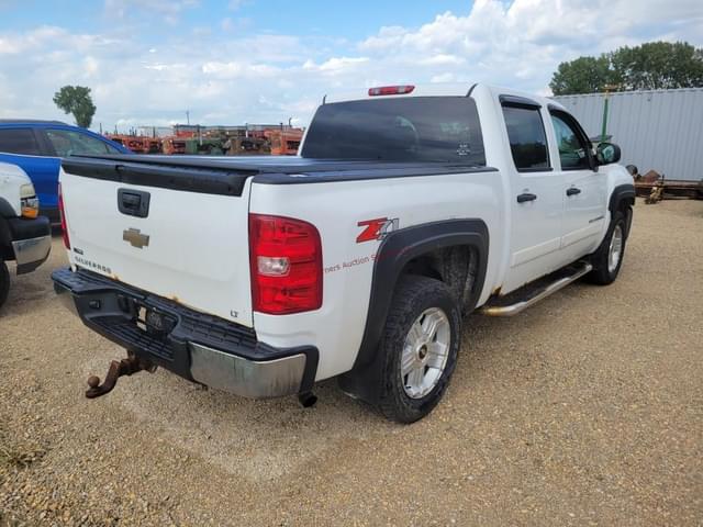Image of Chevrolet 1500 equipment image 4
