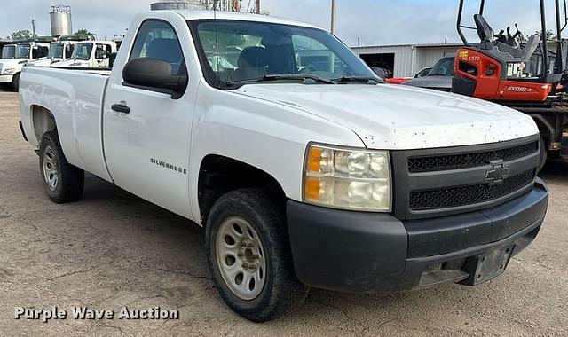 Image of Chevrolet 1500 equipment image 2