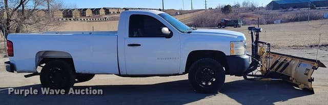 Image of Chevrolet 1500 equipment image 3