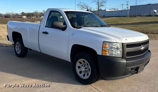 Image of Chevrolet 1500 equipment image 2