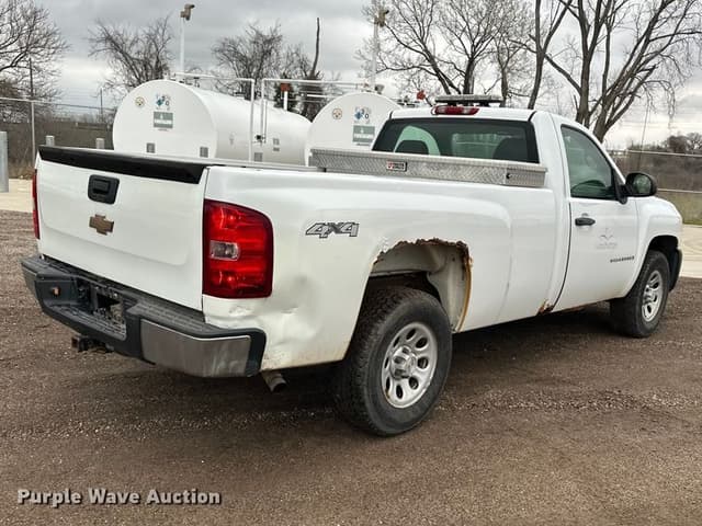 Image of Chevrolet 1500 equipment image 4