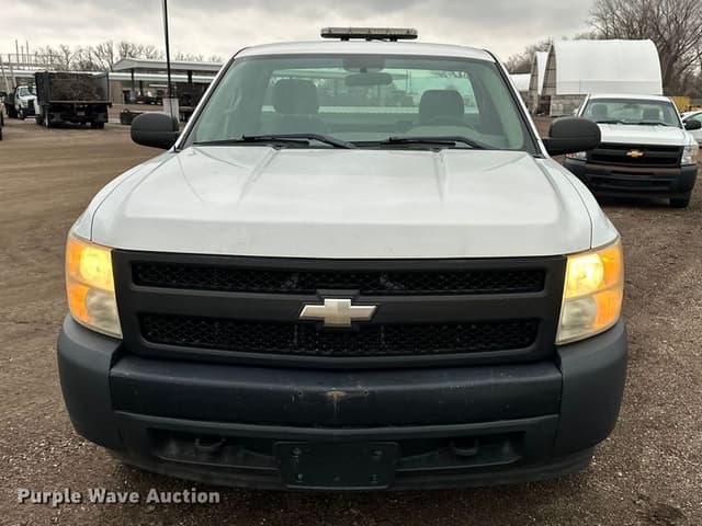 Image of Chevrolet 1500 equipment image 1