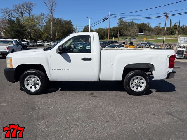 Image of Chevrolet 1500 equipment image 2