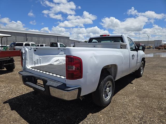 Image of Chevrolet 1500 equipment image 2