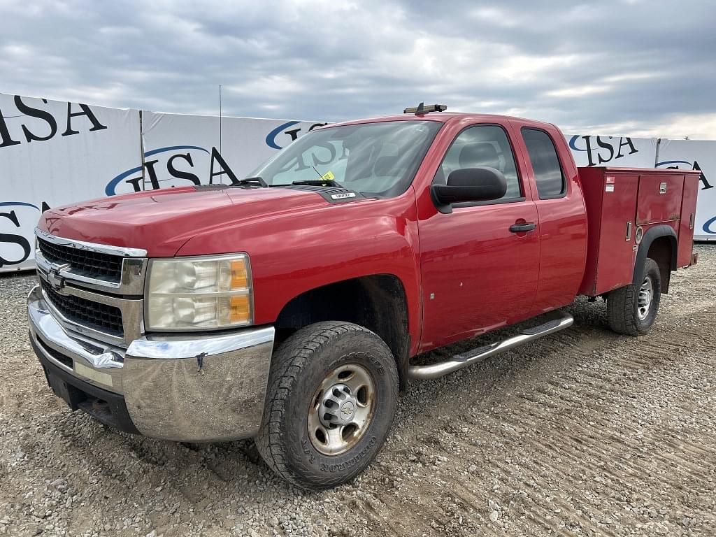 Image of Chevrolet 2500 Primary image
