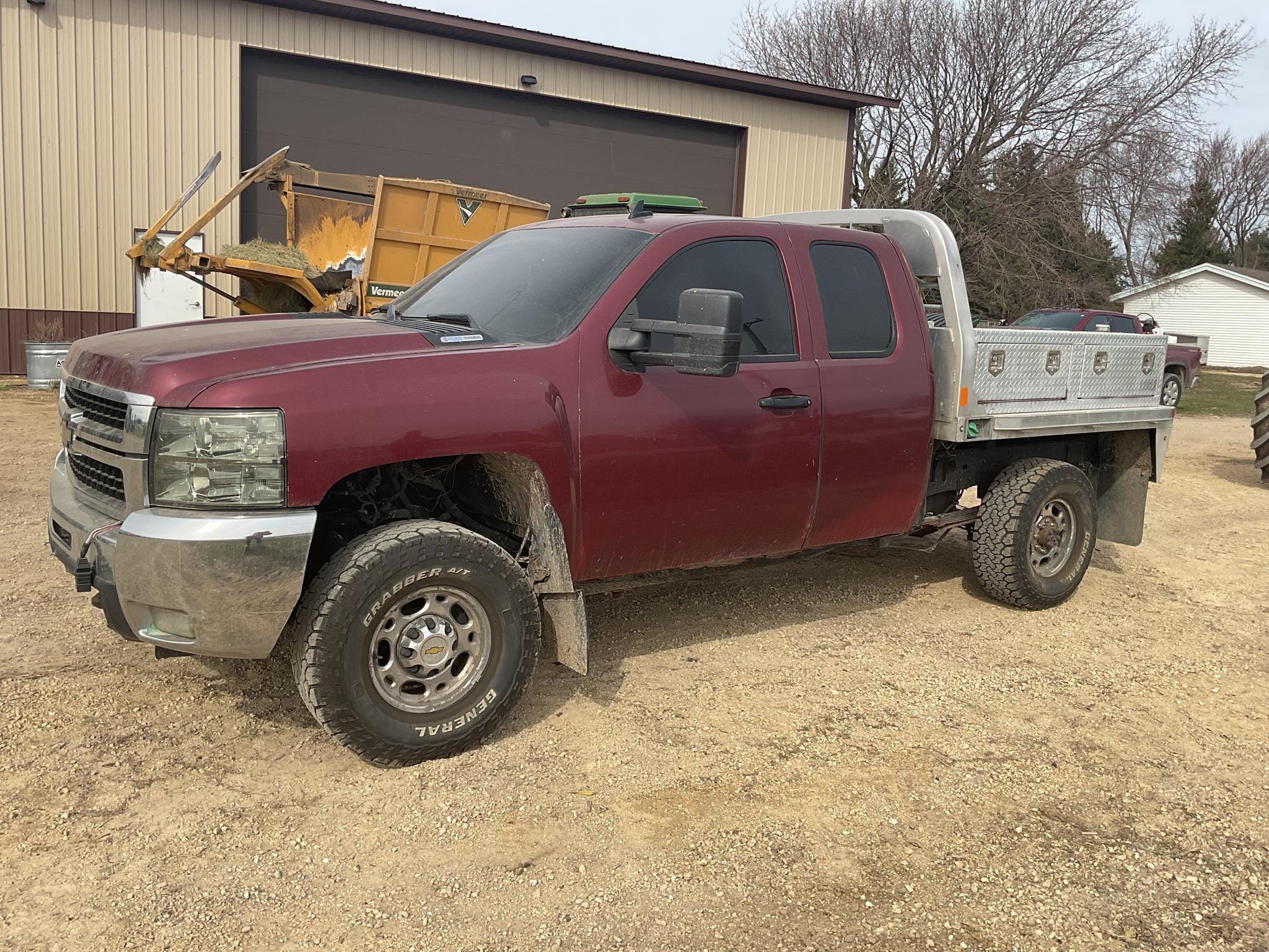 2008 Chevrolet 2500HD Equipment Image0