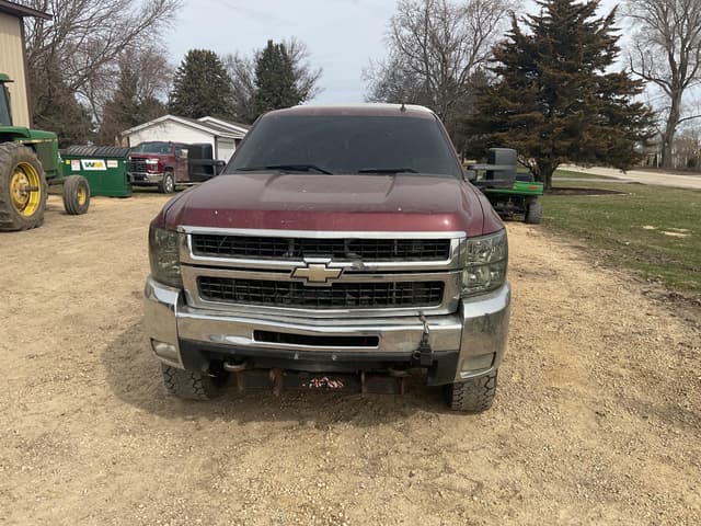 Image of Chevrolet 2500HD equipment image 1