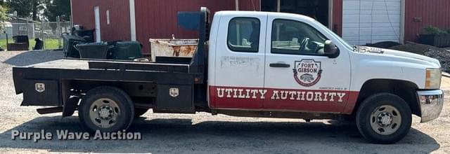 Image of Chevrolet 2500HD equipment image 3