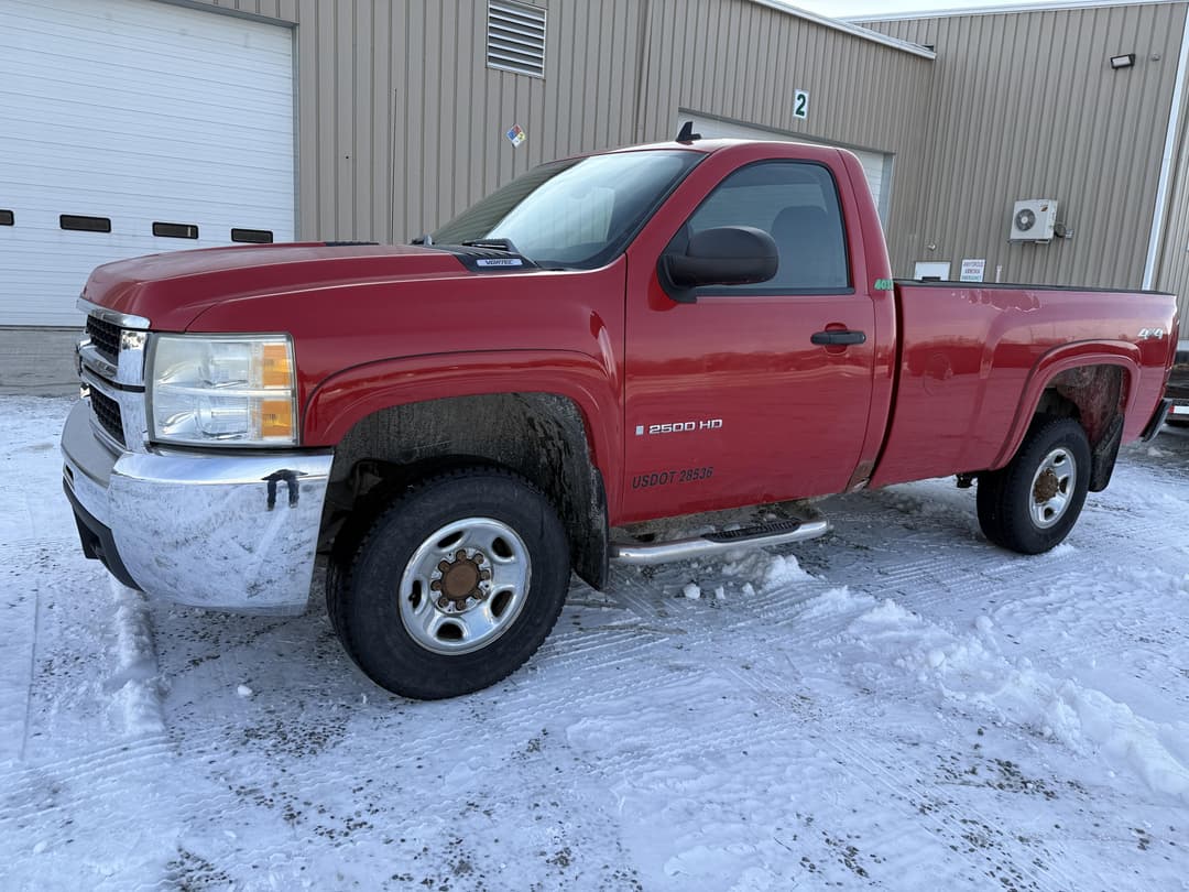 Image of Chevrolet 2500HD Primary image