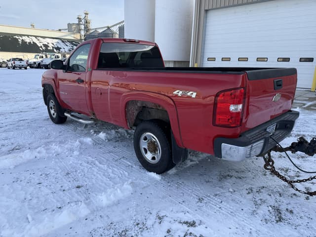 Image of Chevrolet 2500HD equipment image 4